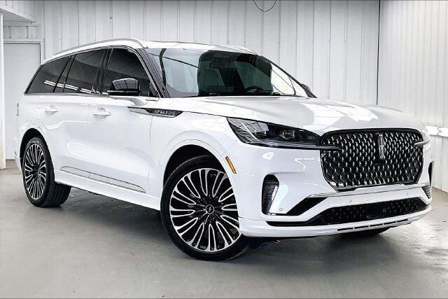 2025 Lincoln Aviator Black Label