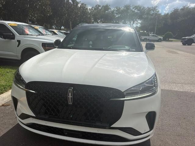 2025 Lincoln Aviator Black Label