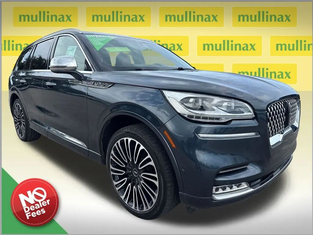 2020 Lincoln Aviator Black Label — photo 1 of 13
