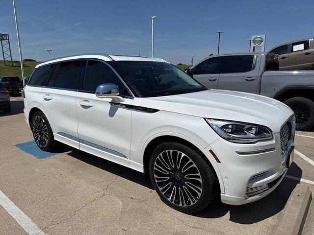 2021 Lincoln Aviator Black Label — photo 1 of 78