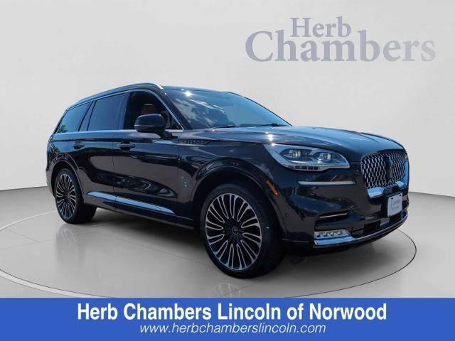 2023 Lincoln Aviator Black Label — photo 1 of 13