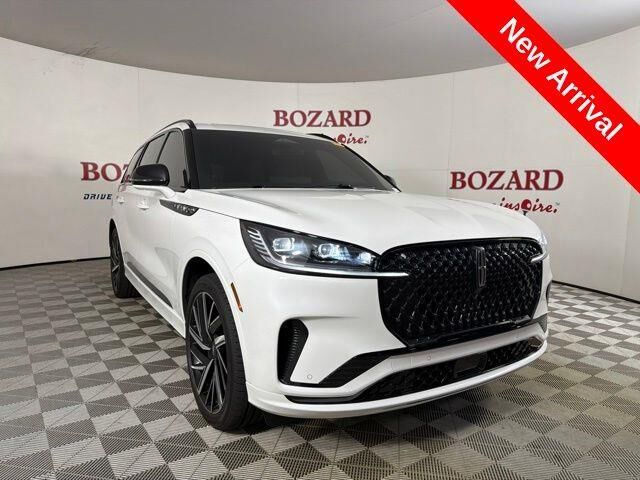 2026 Lincoln Aviator Black Label — photo 1 of 26