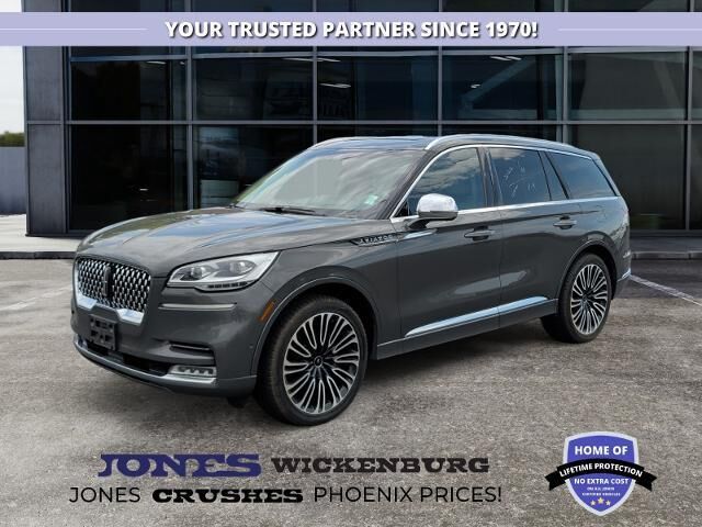 2020 Lincoln Aviator Black Label — photo 1 of 26