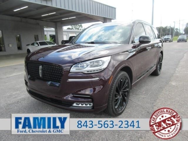 2023 Lincoln Aviator Black Label — photo 1 of 26