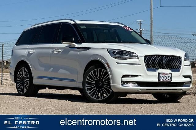 2023 Lincoln Aviator Black Label — photo 1 of 24