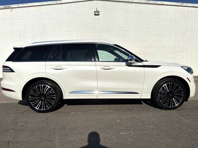 2021 Lincoln Aviator Black Label