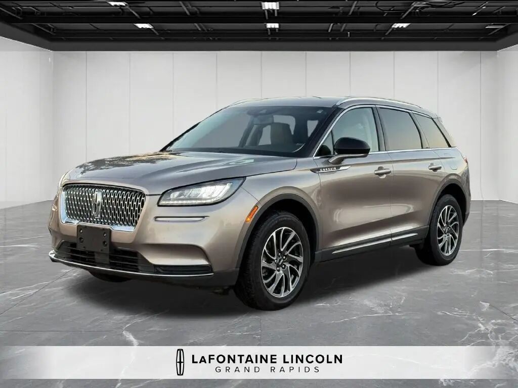 2021 Lincoln Corsair Standard — photo 1 of 13