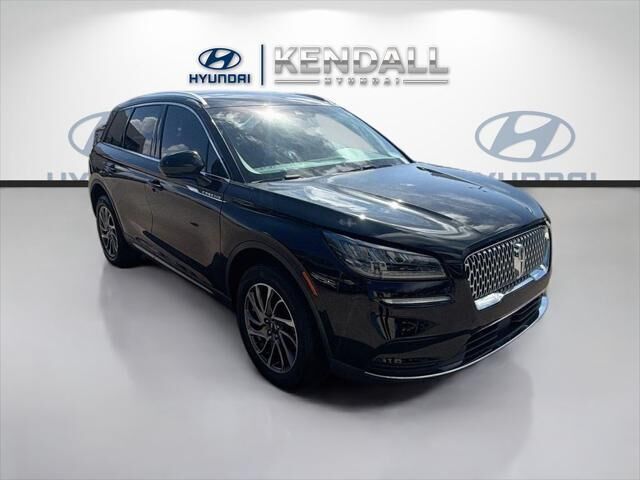 2022 Lincoln Corsair Standard — photo 1 of 13