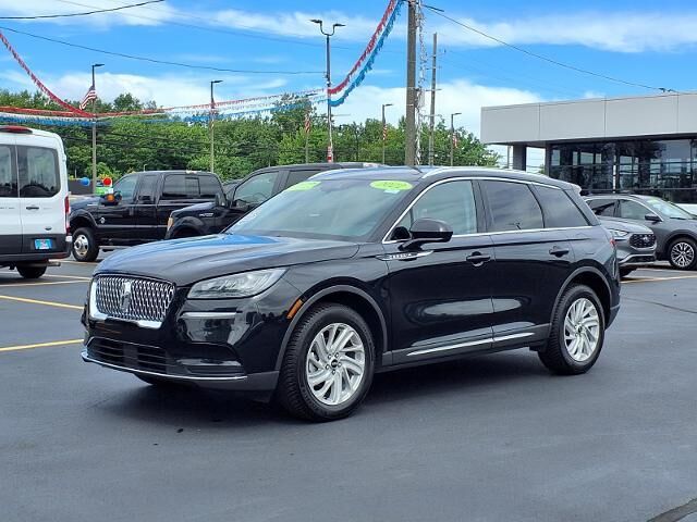 2022 Lincoln Corsair Standard — photo 1 of 1