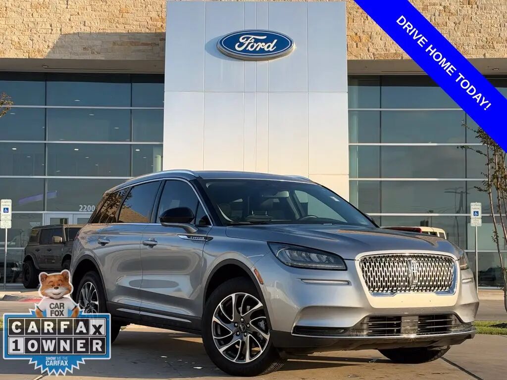 2022 Lincoln Corsair Standard — photo 1 of 13