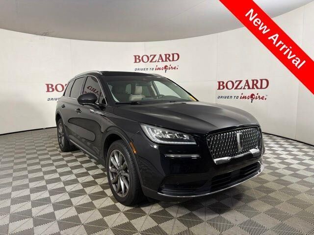 2021 Lincoln Corsair Standard — photo 1 of 26