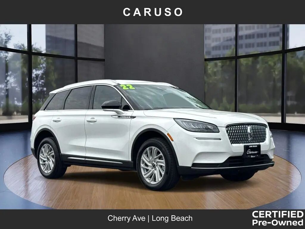 2022 Lincoln Corsair Standard — photo 1 of 13