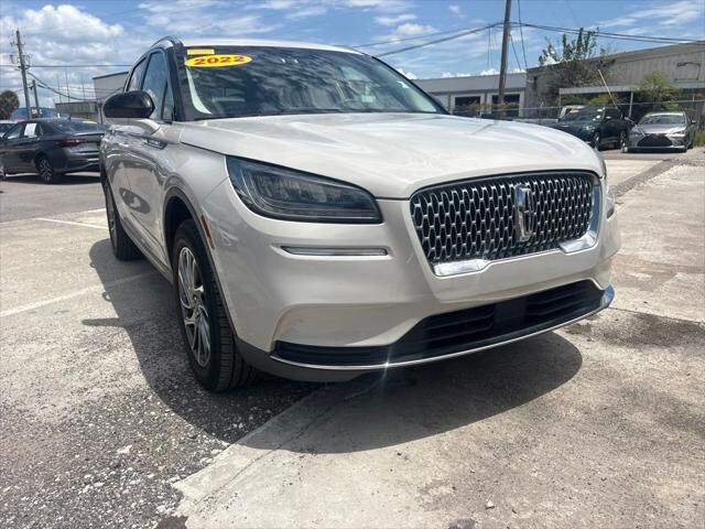 2022 Lincoln Corsair Standard — photo 1 of 13