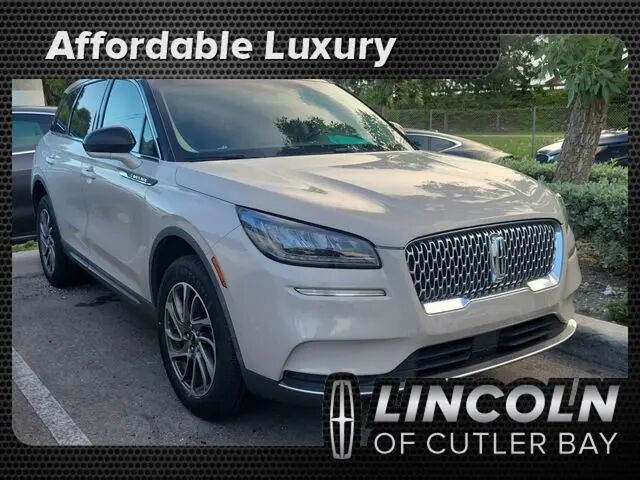 2022 Lincoln Corsair Standard — photo 1 of 5