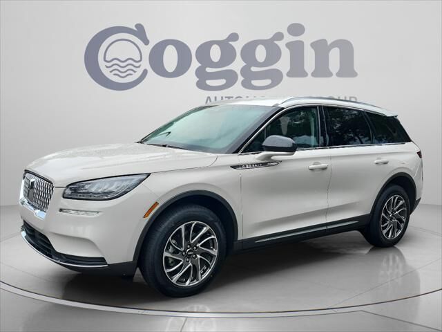 2022 Lincoln Corsair Standard — photo 1 of 39
