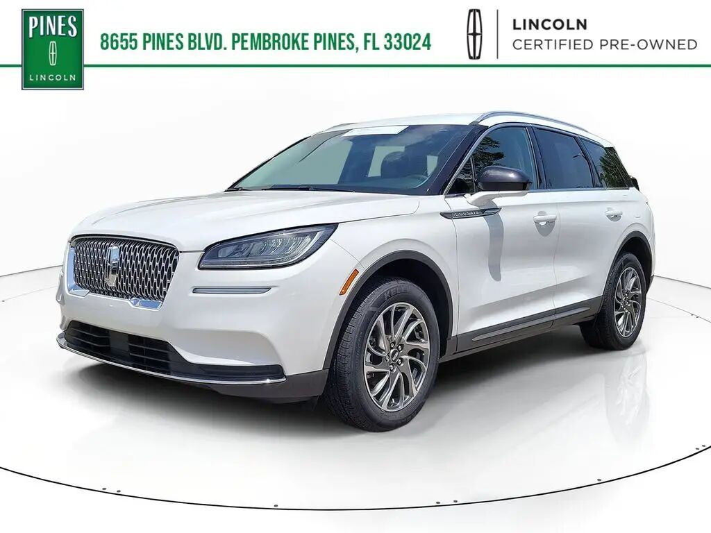 2022 Lincoln Corsair Standard — photo 1 of 13