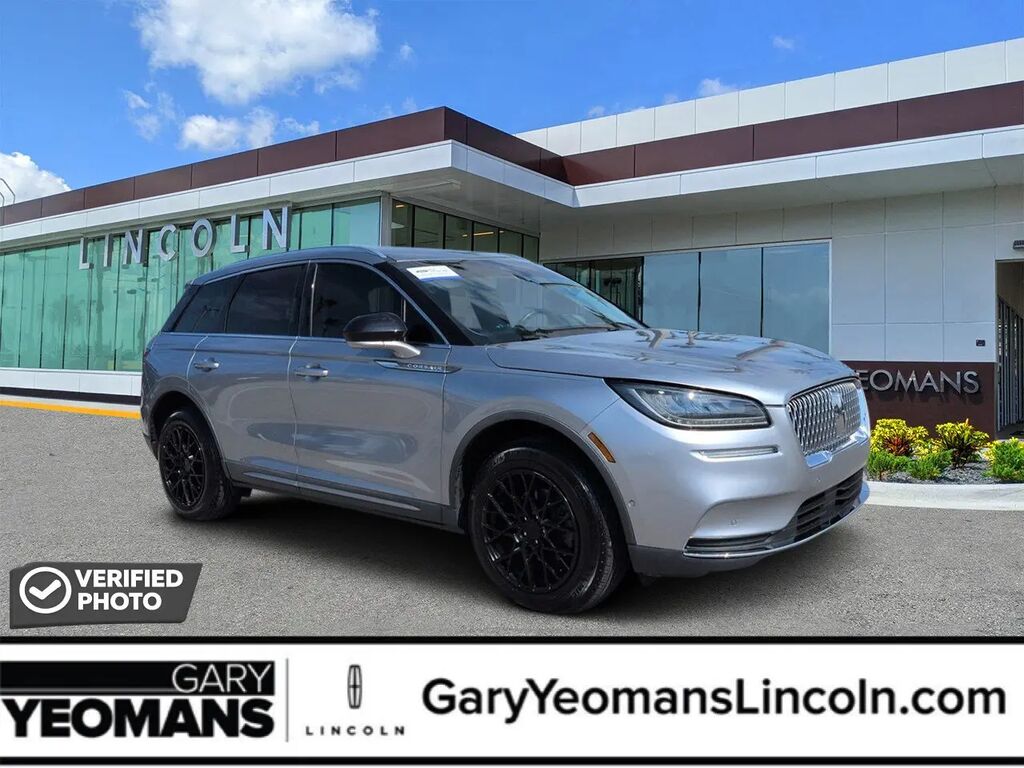 2022 Lincoln Corsair Standard — photo 1 of 65