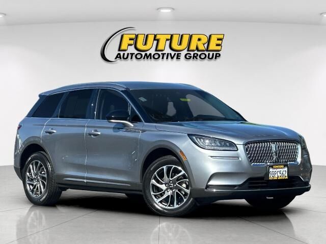 2022 Lincoln Corsair Standard — photo 1 of 13