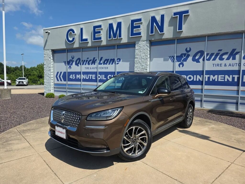 2022 Lincoln Corsair Standard — photo 1 of 13
