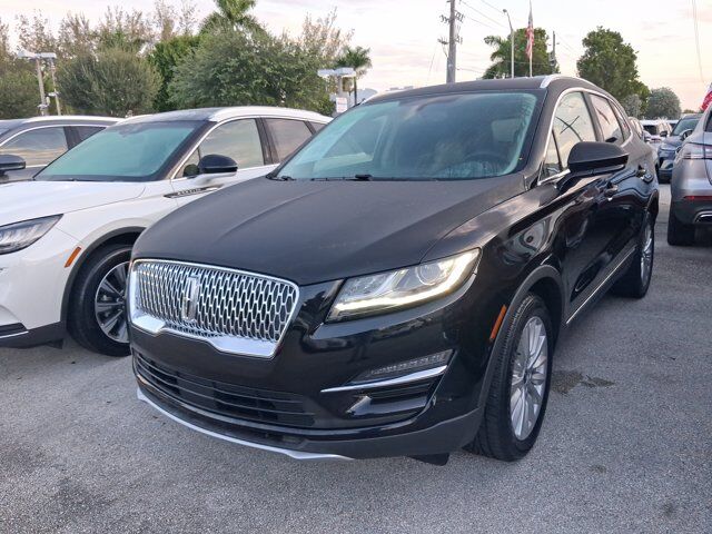 2019 Lincoln MKC Standard