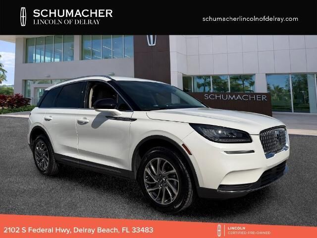 2022 Lincoln Corsair Standard — photo 1 of 13