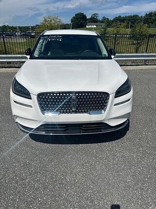 2022 Lincoln Corsair Standard — photo 1 of 1