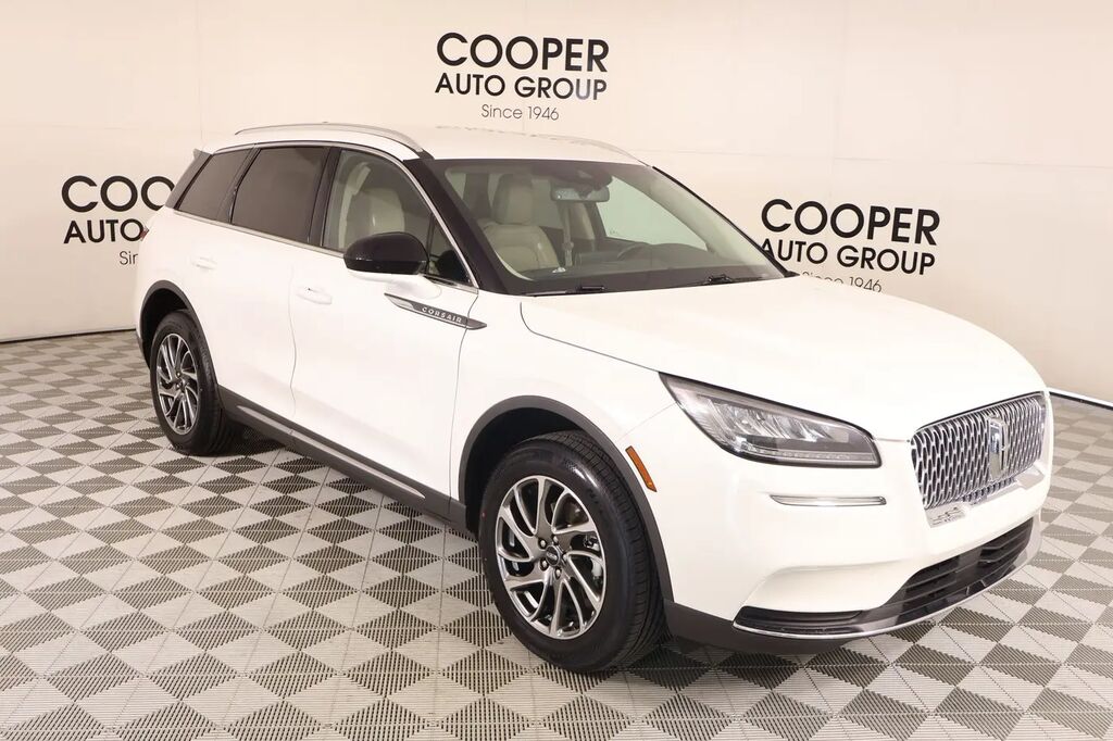 2022 Lincoln Corsair Standard — photo 1 of 13