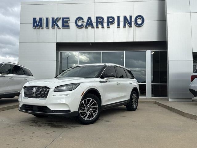2022 Lincoln Corsair Standard — photo 1 of 25
