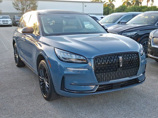 2024 Lincoln Corsair Premiere — photo 1 of 2