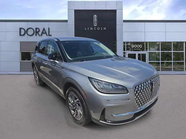 2024 Lincoln Corsair Premiere — photo 1 of 2