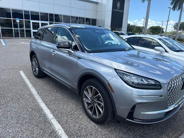 2023 Lincoln Corsair Standard — photo 1 of 26