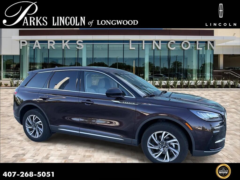 2023 Lincoln Corsair Standard — photo 1 of 14