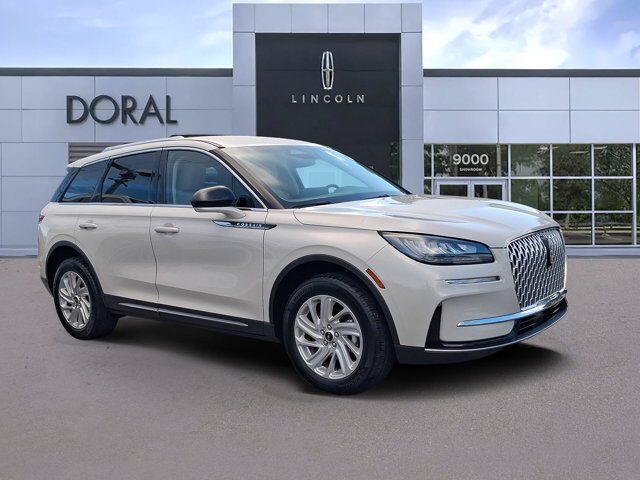 2023 Lincoln Corsair Standard