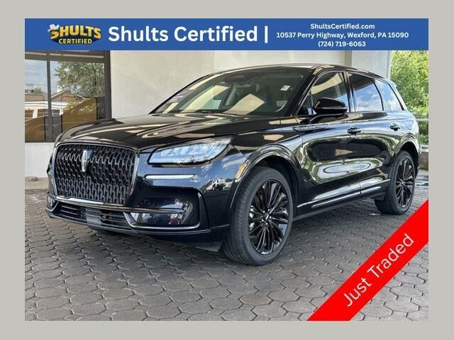 2025 Lincoln Corsair Premiere — photo 1 of 26