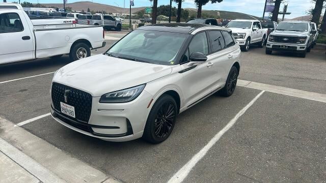 2023 Lincoln Corsair Standard