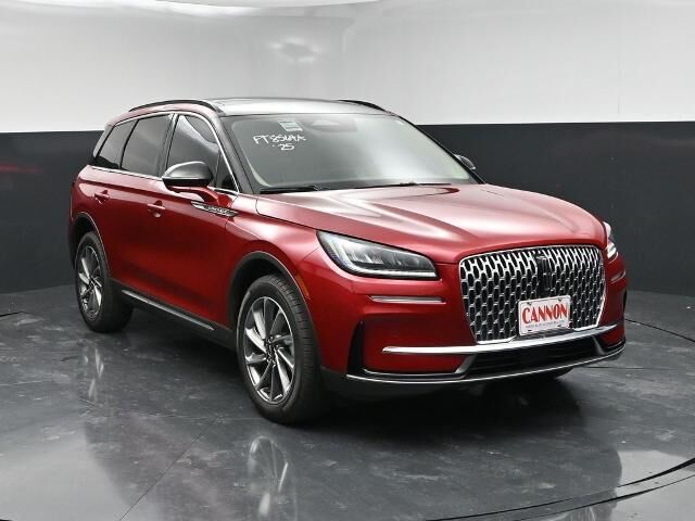2025 Lincoln Corsair Premiere — photo 1 of 26