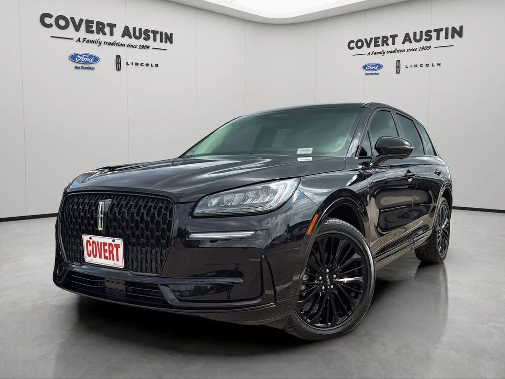 2023 Lincoln Corsair Standard — photo 1 of 13