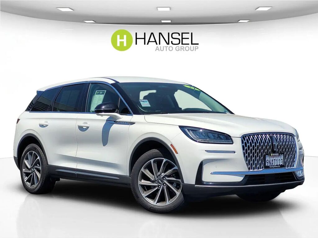 2024 Lincoln Corsair Premiere — photo 1 of 25
