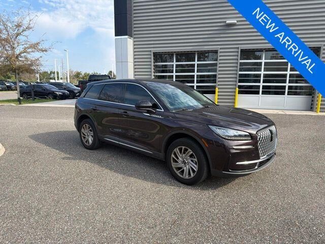2023 Lincoln Corsair Standard — photo 1 of 13