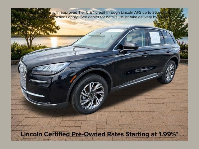 2024 Lincoln Corsair Premiere — photo 1 of 9