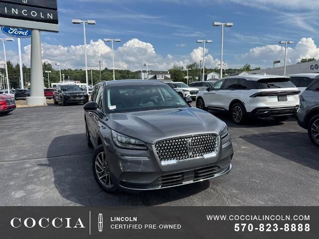 2022 Lincoln Corsair Standard