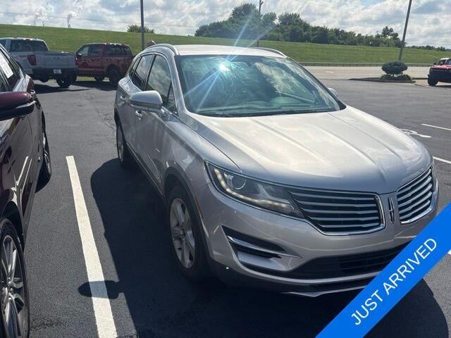 2017 Lincoln MKC Premiere — photo 1 of 26