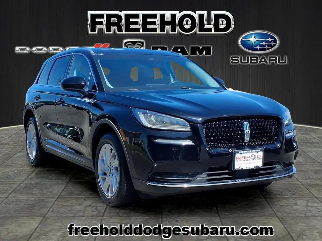 2021 Lincoln Corsair Standard — photo 1 of 13