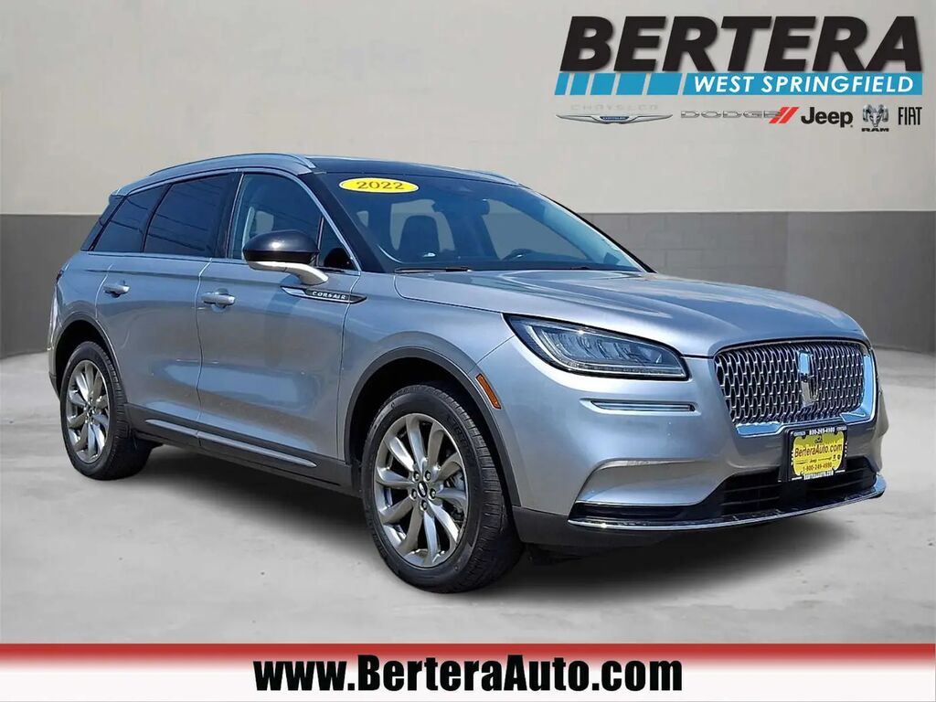 2022 Lincoln Corsair Standard — photo 1 of 26