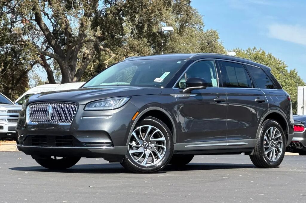2020 Lincoln Corsair Standard — photo 1 of 13