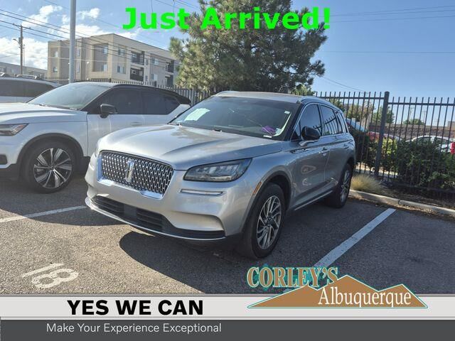 2022 Lincoln Corsair Standard — photo 1 of 20