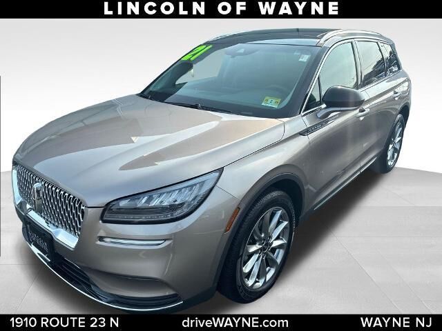 2021 Lincoln Corsair Standard — photo 1 of 13
