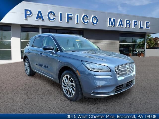 2022 Lincoln Corsair Standard — photo 1 of 26