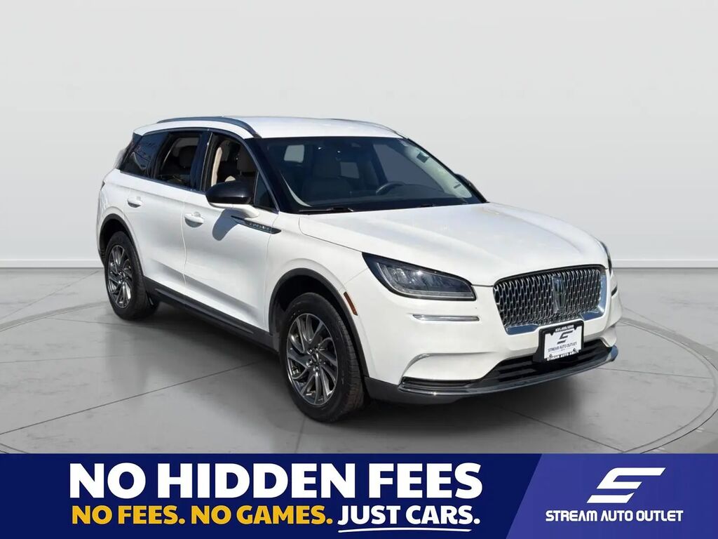 2022 Lincoln Corsair Standard — photo 1 of 10