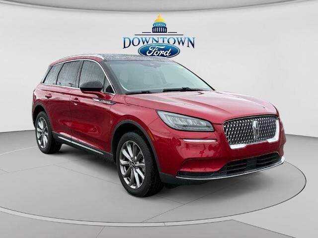 2022 Lincoln Corsair Standard — photo 1 of 26
